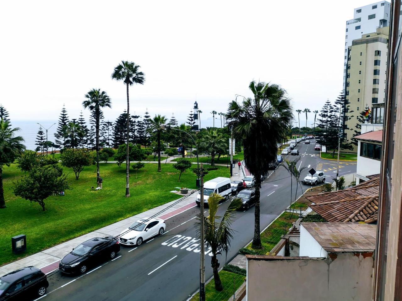 Miraflores Frente Al Mar ليما المظهر الخارجي الصورة