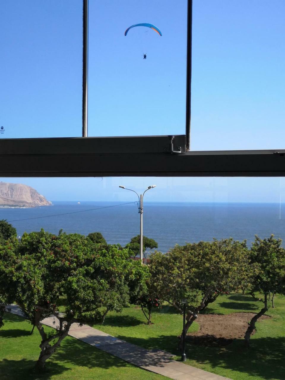 Miraflores Frente Al Mar ليما المظهر الخارجي الصورة